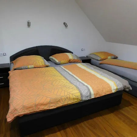 Apartment Apartmanovy *
